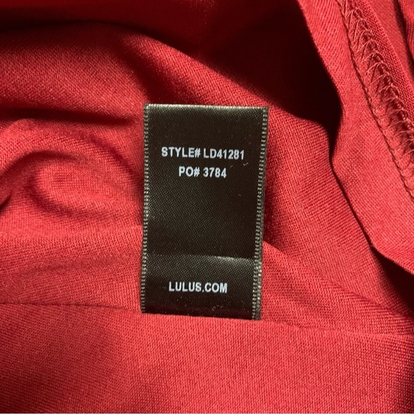 Lulus Dress Size Small Wine Red Long‎ Sleeve Oversized Flowy Flared Bell Sleeve - Picture 10 of 11